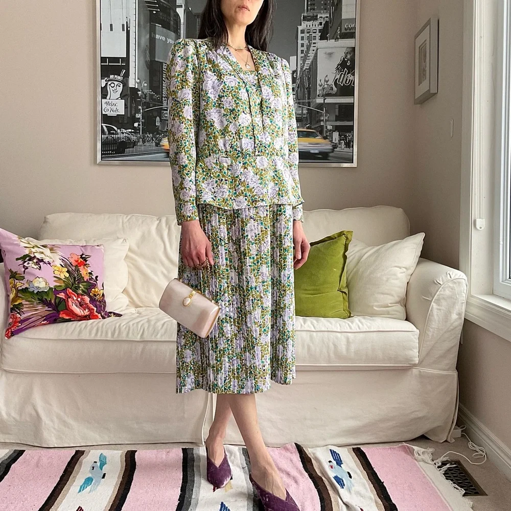 Vintage floral micropleated midi dress - Picture 2 of 15